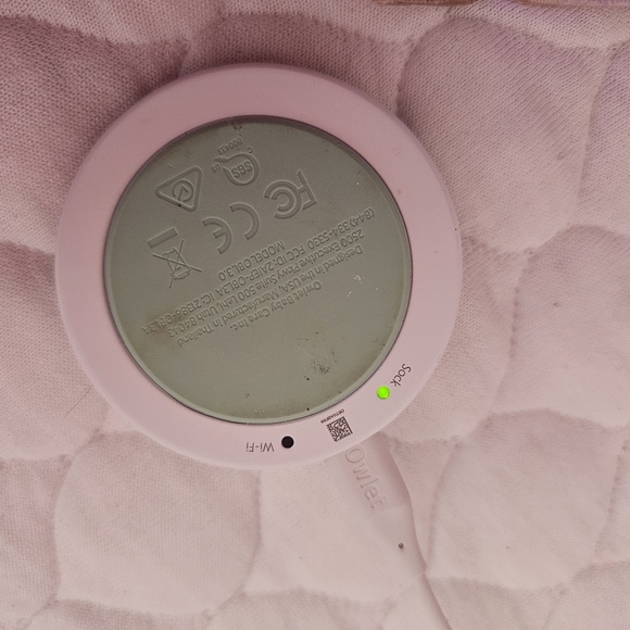 Owlet sock, cord, base station - Picture 6 of 6